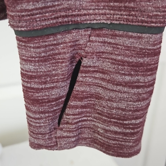 Lululemon Athletica Active Top - Picture 4 of 10